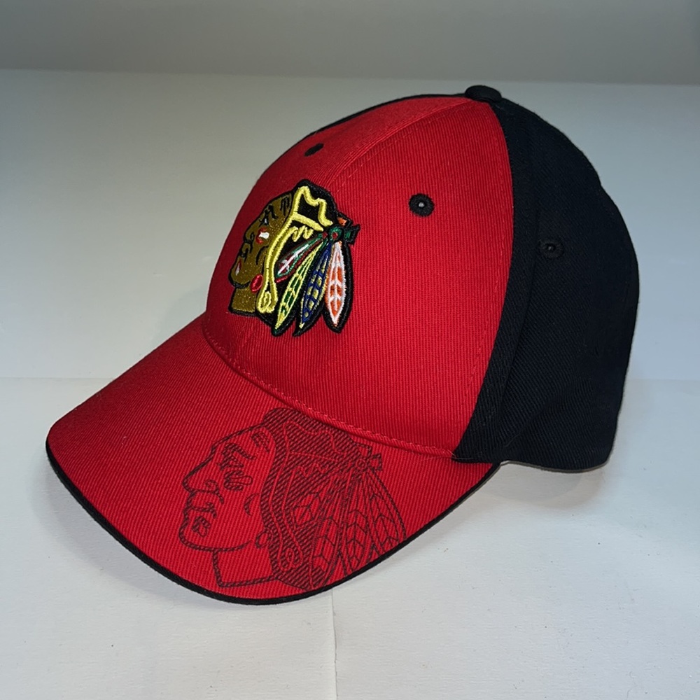 NWOT: Chicago Blackhawks adjustable, baseball hat